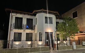 Vila Thera